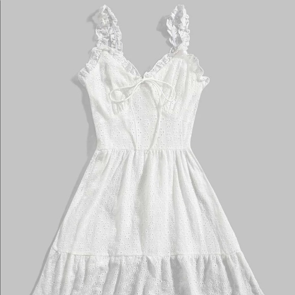 Dresses & Skirts - White ruffle dress NBW